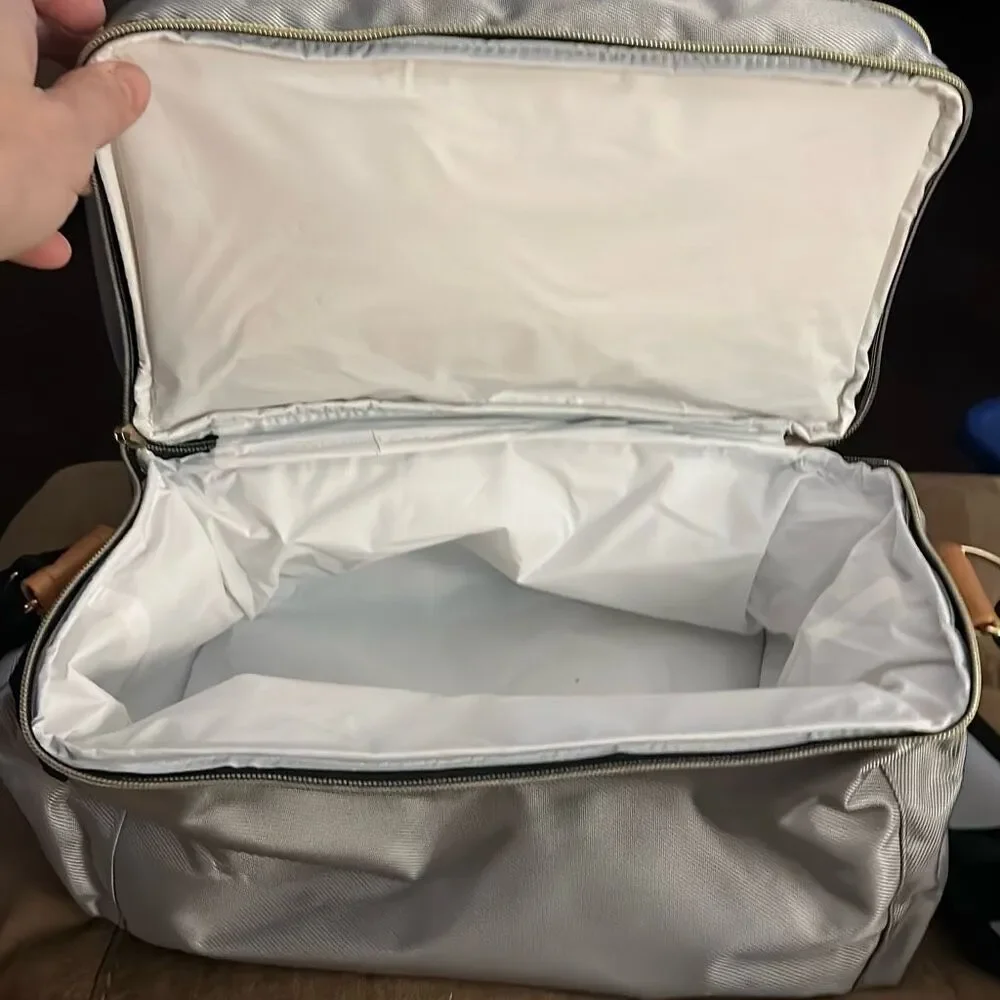 Breastmilk‎ Cooler Baby Bag, with Multiple pockets & Changing Pad. Grey.